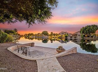 6950 W Rose Garden Ln, Glendale, AZ 85308