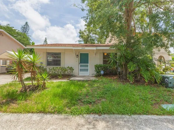 2045 Los Lomas Dr, Clearwater, FL 33763