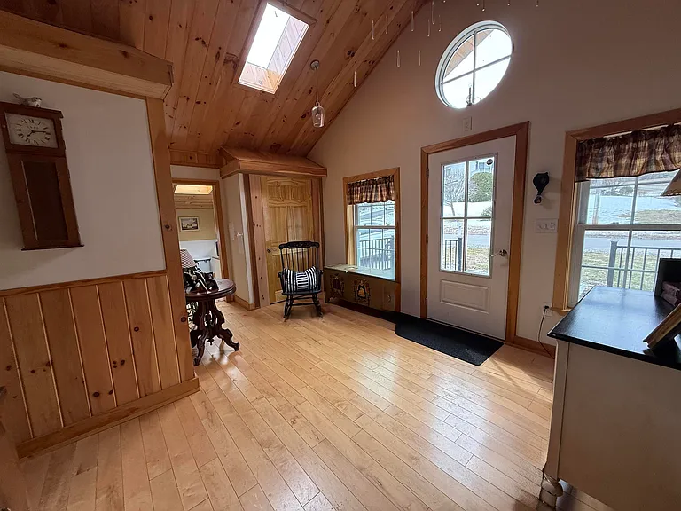 111 Pendleton Rd — Photo 11