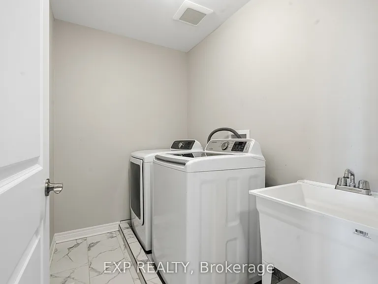 15 Bowman Cres — Photo 28
