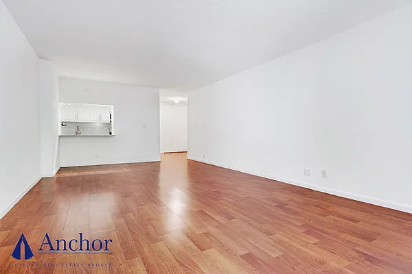 Rented by Anchor Associates | media 20