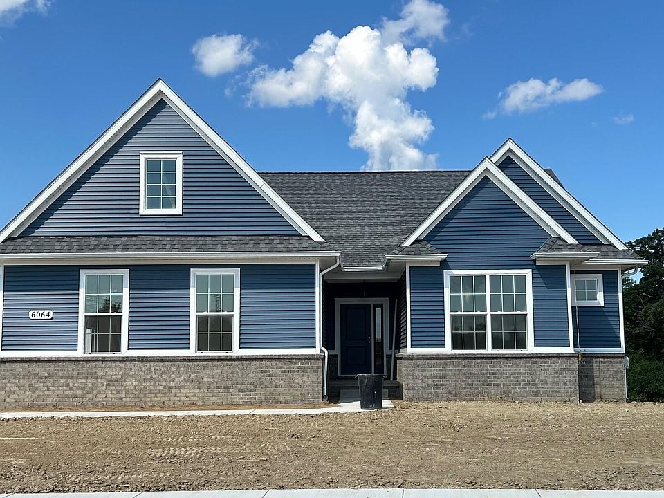1st image of 6064 Lincolnshire Dr #27