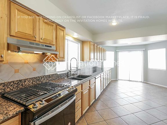 5th image of 1632 Royal Palm Dr