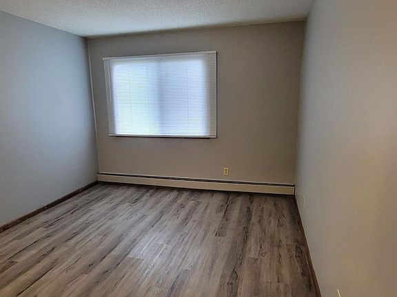 5th image of 8100 36th Ave N #0