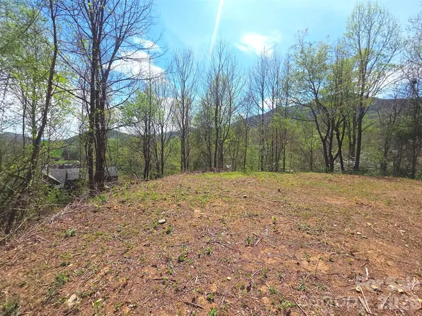 50 Turtle Rock Ln #6, Waynesville, NC 28785