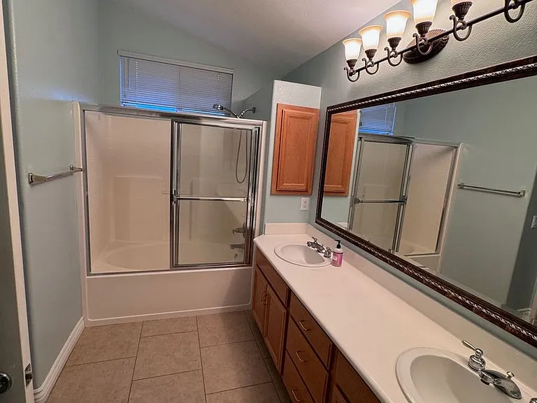4764 Nielsen St — Photo 14