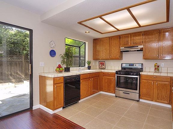 5th image of 1531 Chihong Dr