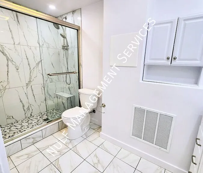 3513 Penn Ave #3 — Photo 3