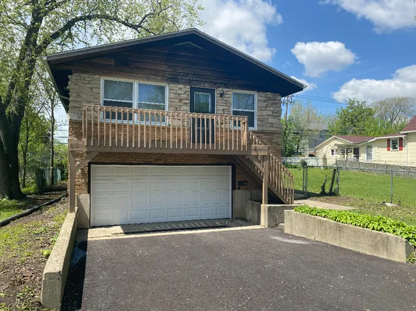 504 Brierhill Dr, Round Lake Park, IL 60073