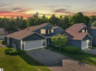 155 N Shore Dr W #22, Cadillac, MI 49601