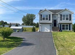 46 Werger Rd, West Sand Lake, NY 12196