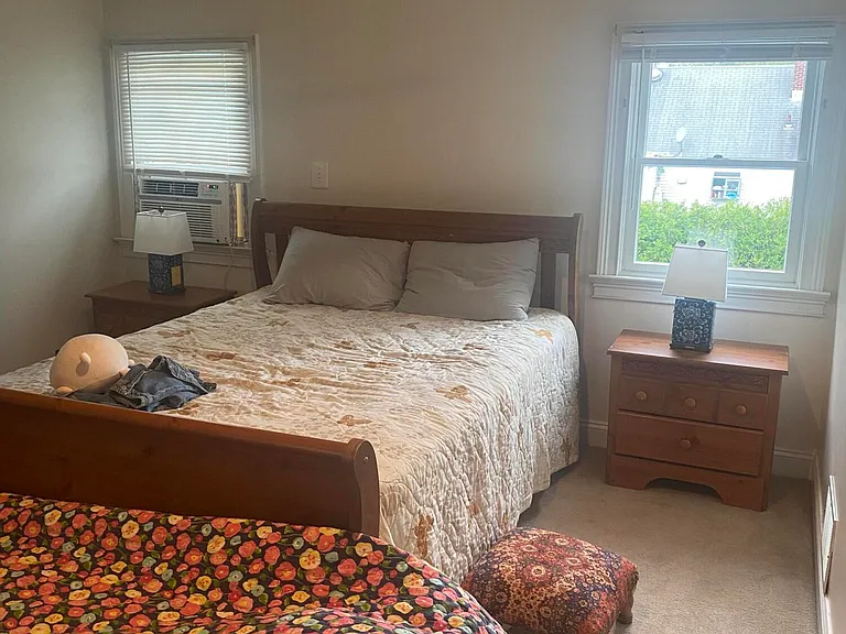 313 Yorke Ave — Photo 3