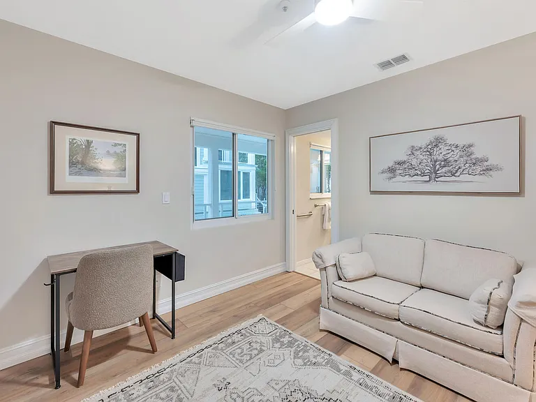 180 6th Ave S #3 — Photo 20