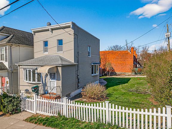 4th image of 9-04 127th Street