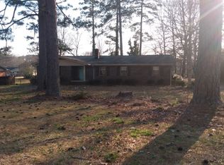 208 Evergreen Dr, Greenwood, SC 29649