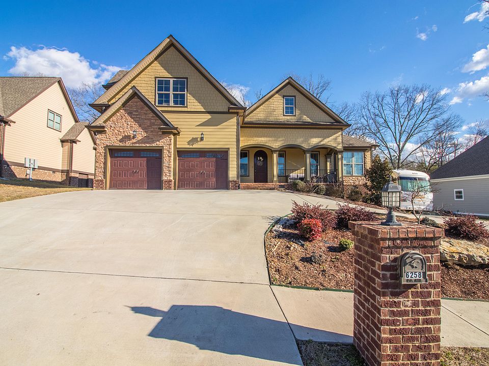 1st image of 6258 Stoney River Dr #12