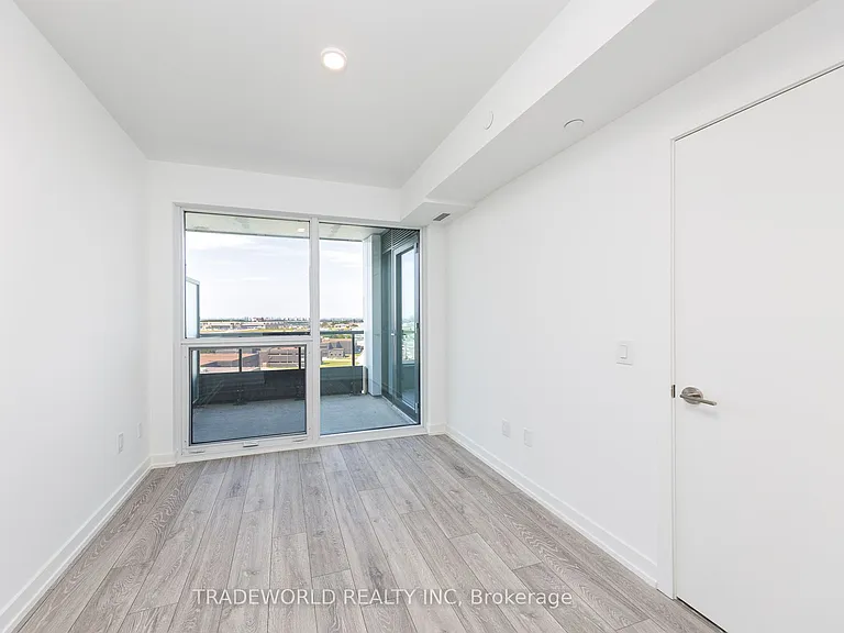 1100 Sheppard Ave W #1019 — Photo 17