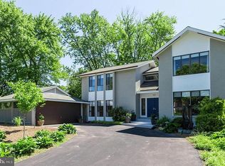 1515 Twisting Tree Ln, Mc Lean, VA 22101