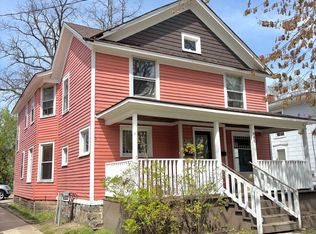 808 W Walnut, Kalamazoo, MI 49007