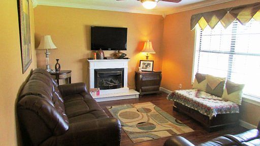 2nd image of 511 County Road 571