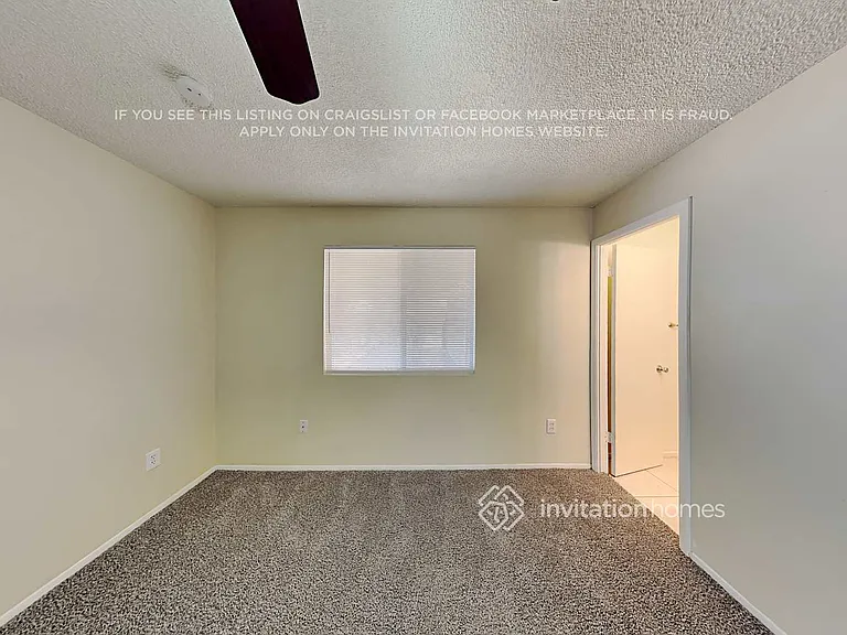 7115 W North Ln — Photo 10