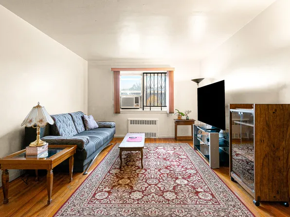 73-44 Austin Street image 11 of 20