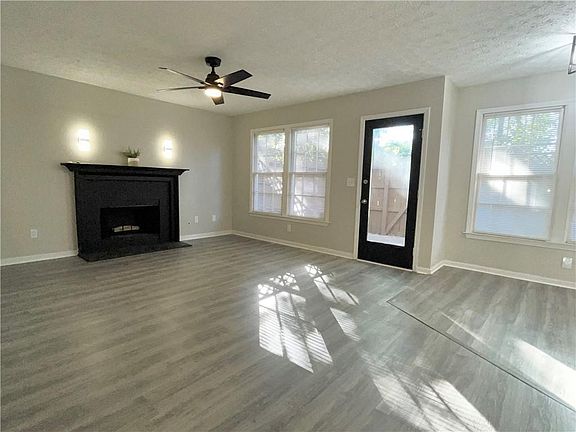 4th image of 4977 Wynhurst Way