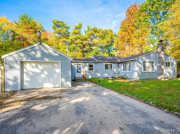 4050 S Holland Rd, Sidney, MI 48885