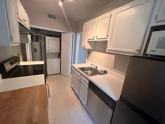 In-suite washer/dryer