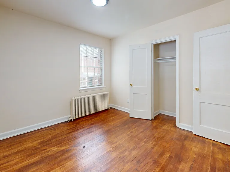 30 Danbury St SE #1 — Photo 24