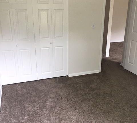 4th image of 21038 Southbend Cir APT 3