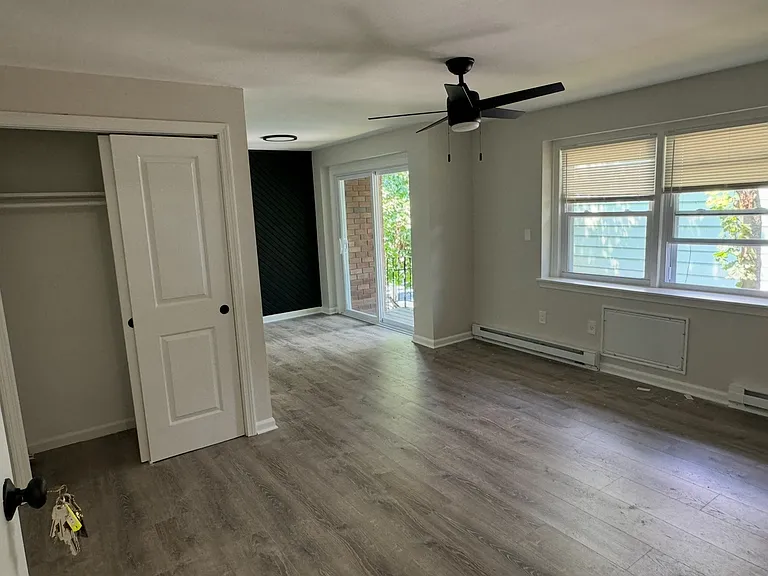 69 Farren Ave #4 — Photo 2