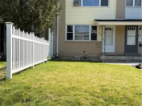 706 Mohawk St, Allentown, PA 18103