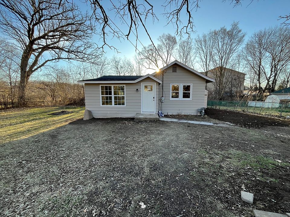 1st image of 34661 N Gerberding Ave
