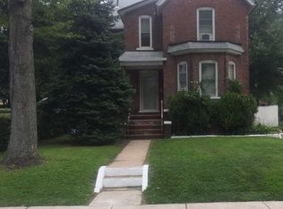 337 Washington Pl, Englewood, NJ 07631