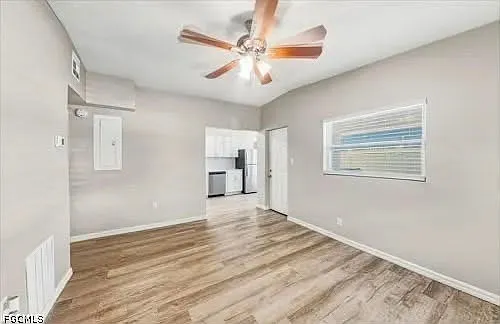 903 Citrus St — Photo 4