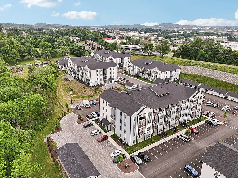 Novo Hickory Highlands — Photo 30