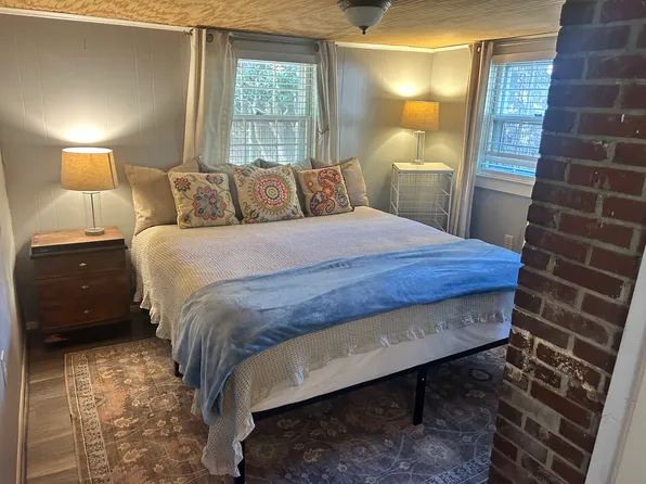 (undisclosed Address), Columbia, SC 29205