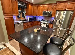28 Nadal Pl FLOOR 1, Staten Island, NY 10314