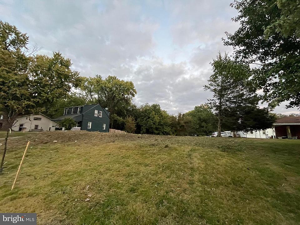1st image of 3122-3126 20th St SE