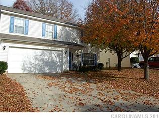 402 Graham Meadow Dr, Charlotte, NC 28213