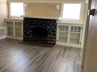 850 E Cambridge Ave, Fresno, CA 93704