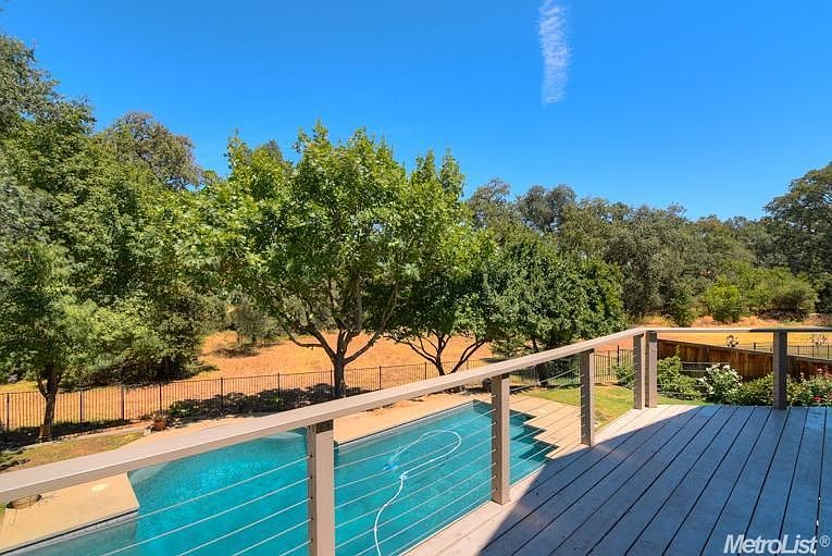 1st image of 7585 Sylvan Creek Ct