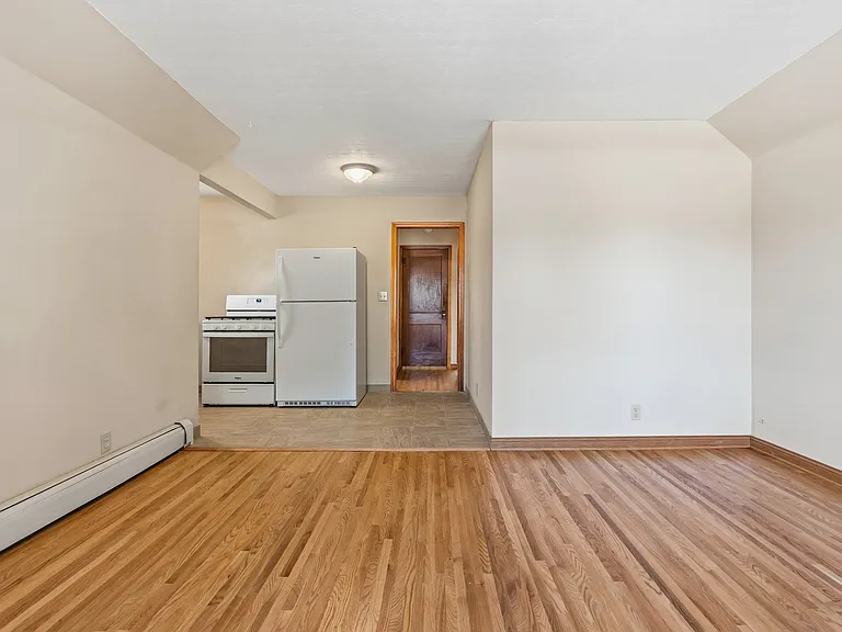 794 Randolph Ave #2 — Photo 3