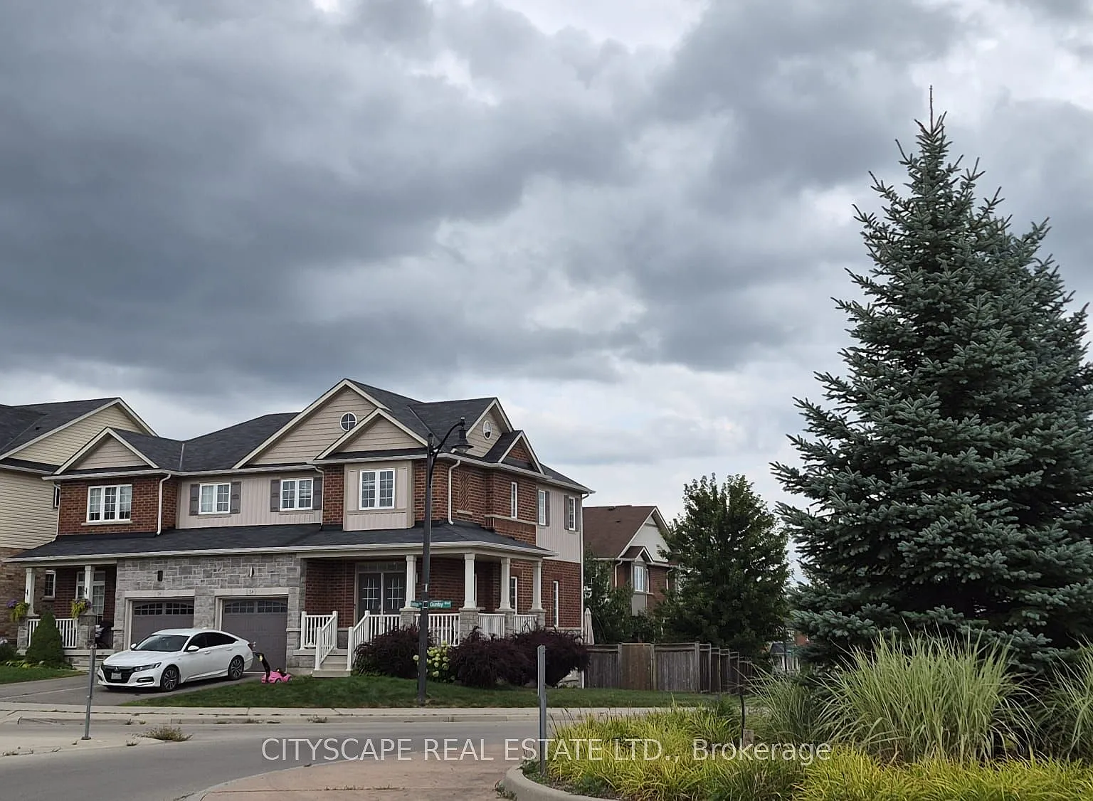 3 bed, $3,399 — Photo 3