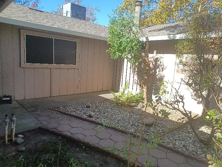 6454 Denton Way — Photo 8