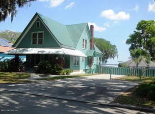 18 N Lake St, Crescent City, FL 32112