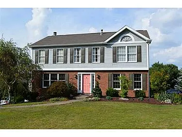 1037 Lakemont Dr photo 1
