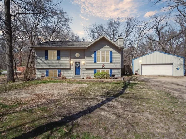 W752 Taylor Trl, Brodhead, WI 53520