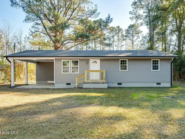 413 Log Cabin Road, Teachey, NC 28464